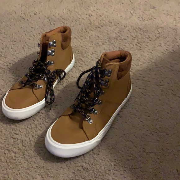 Old Navy shoes - Picture 2 of 2